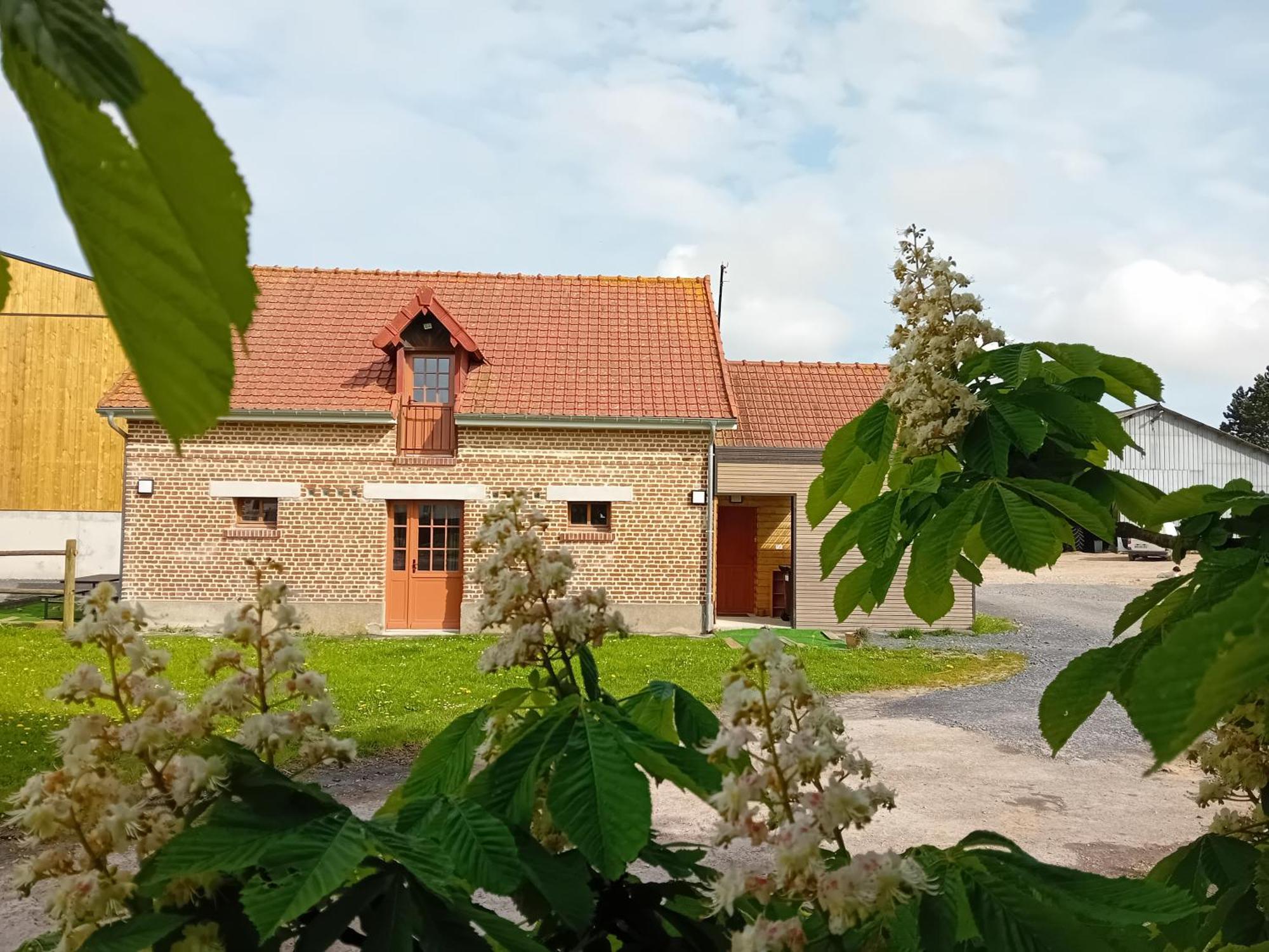 Gite Ferme Du Marronnier Derchigny ภายนอก รูปภาพ